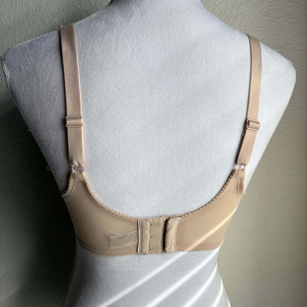 Wacoal Arabesque Underwire Semi Sheer Lace Bra Nude Tan 34DD